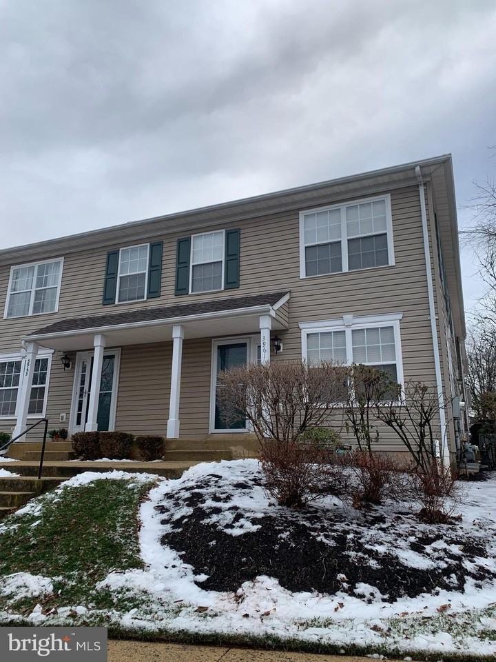 3961 Captain Molly Cir - Photo 2 of 11