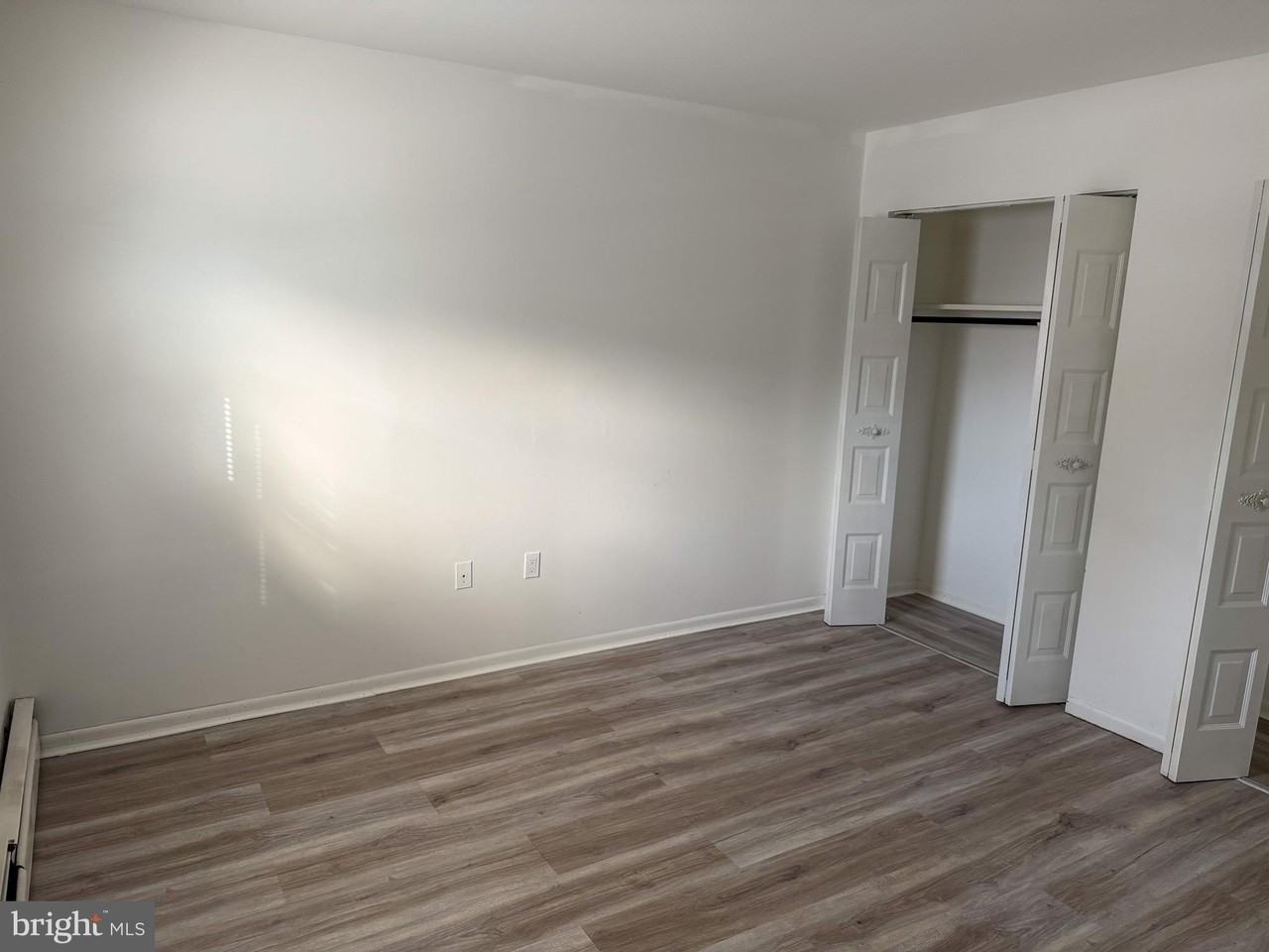 623 State St - Photo 5 of 7