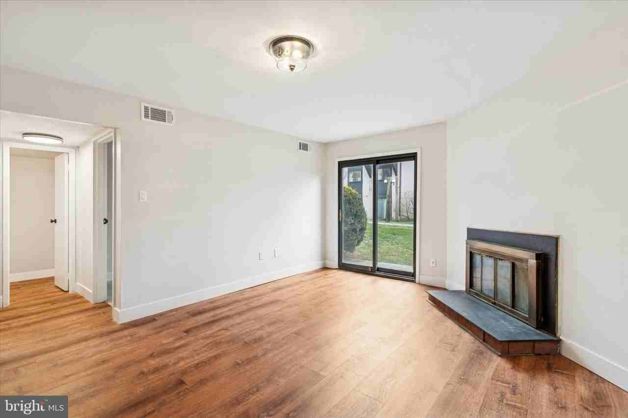 1609 Painters Xing Unit 1609 #1609 - Photo 5 of 36