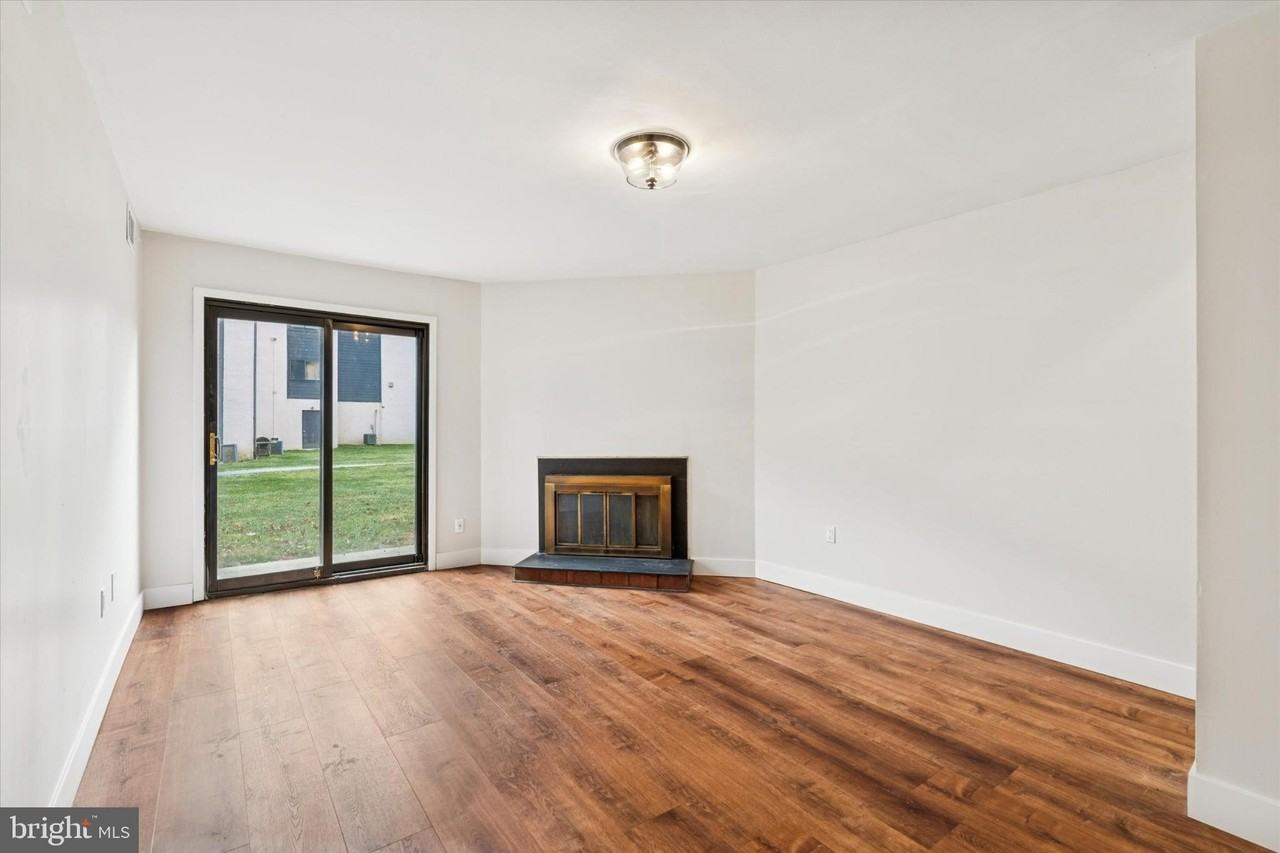 1609 Painters Xing Unit 1609 #1609 - Photo 6 of 36