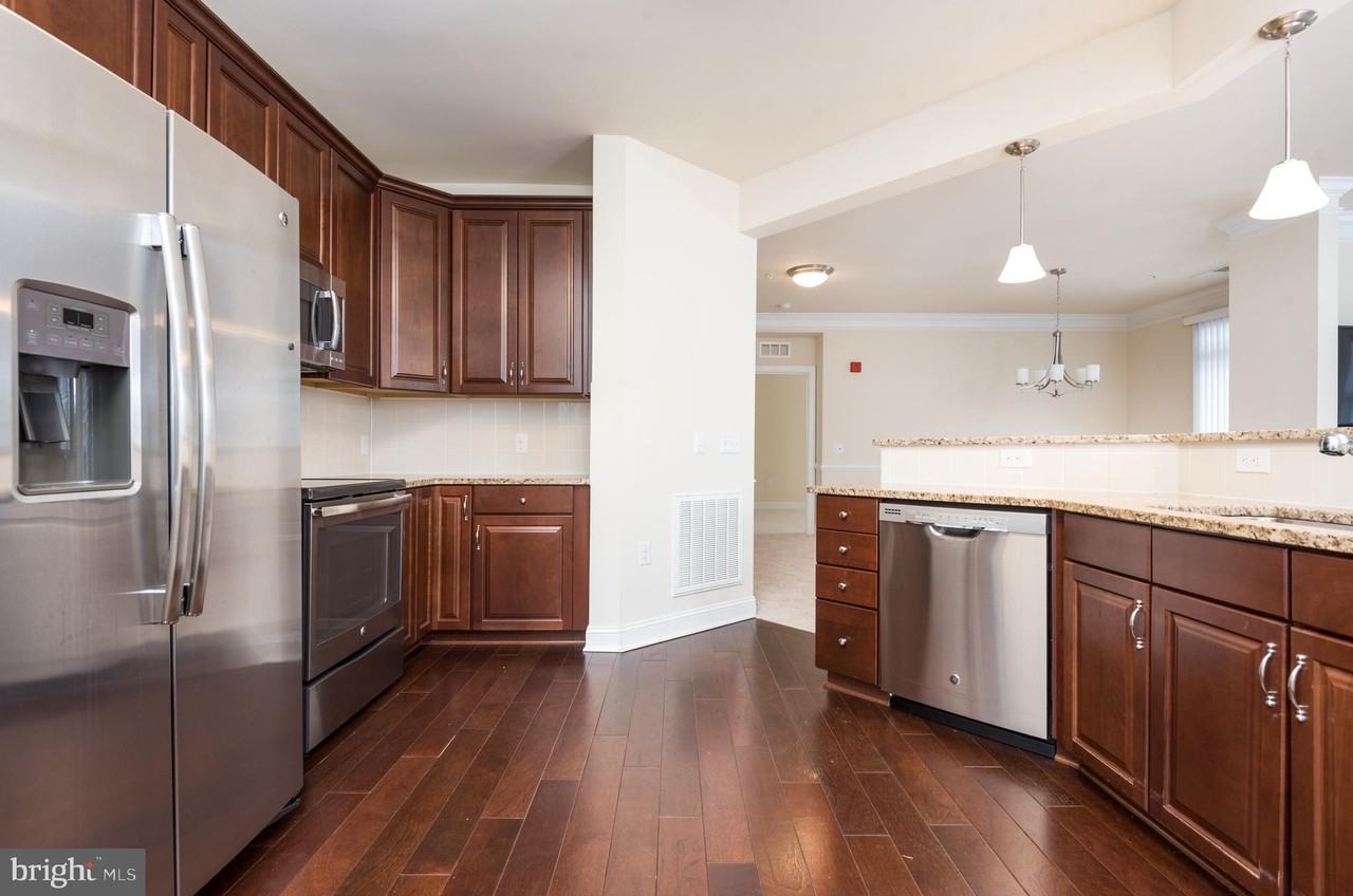 15110 Heather Mill Ln ##204 - Photo 6 of 21