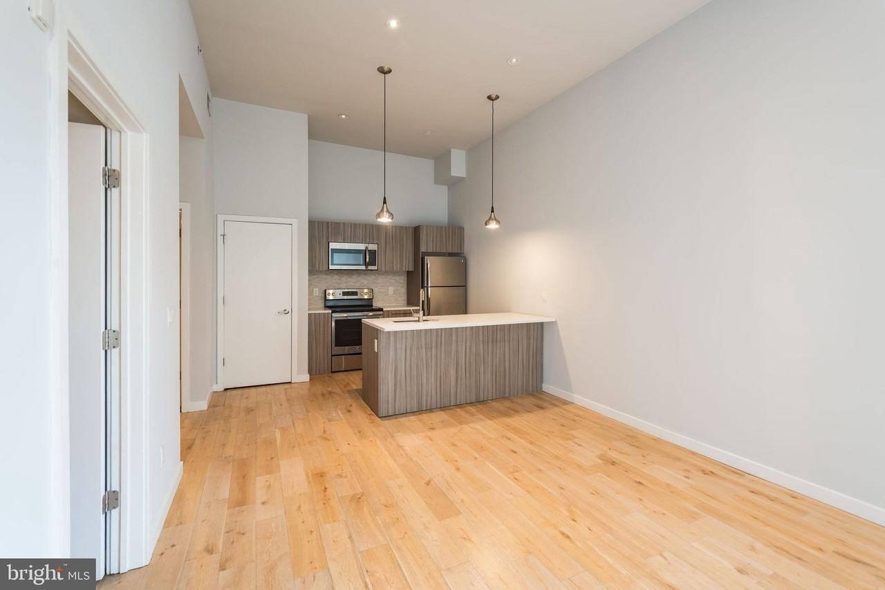 412 S 13th St Apt 608 #608 - Photo 4 of 18