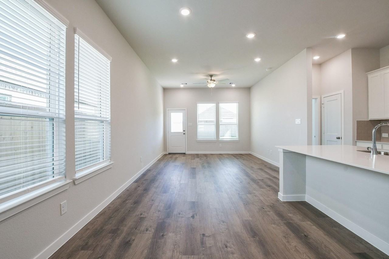 21211 Speckled Trout Lane - Photo 2 of 10