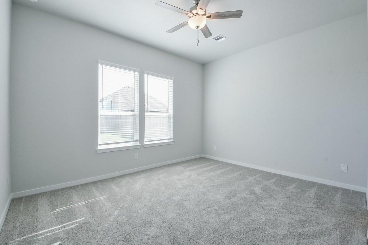 21211 Speckled Trout Lane - Photo 5 of 10