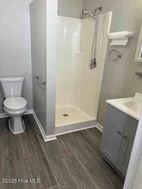 1012 Hall St - Photo 7 of 9