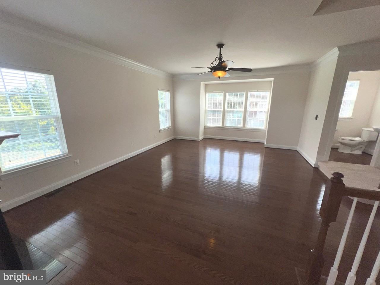 25835 Clairmont Manor Sq - Photo 6 of 28