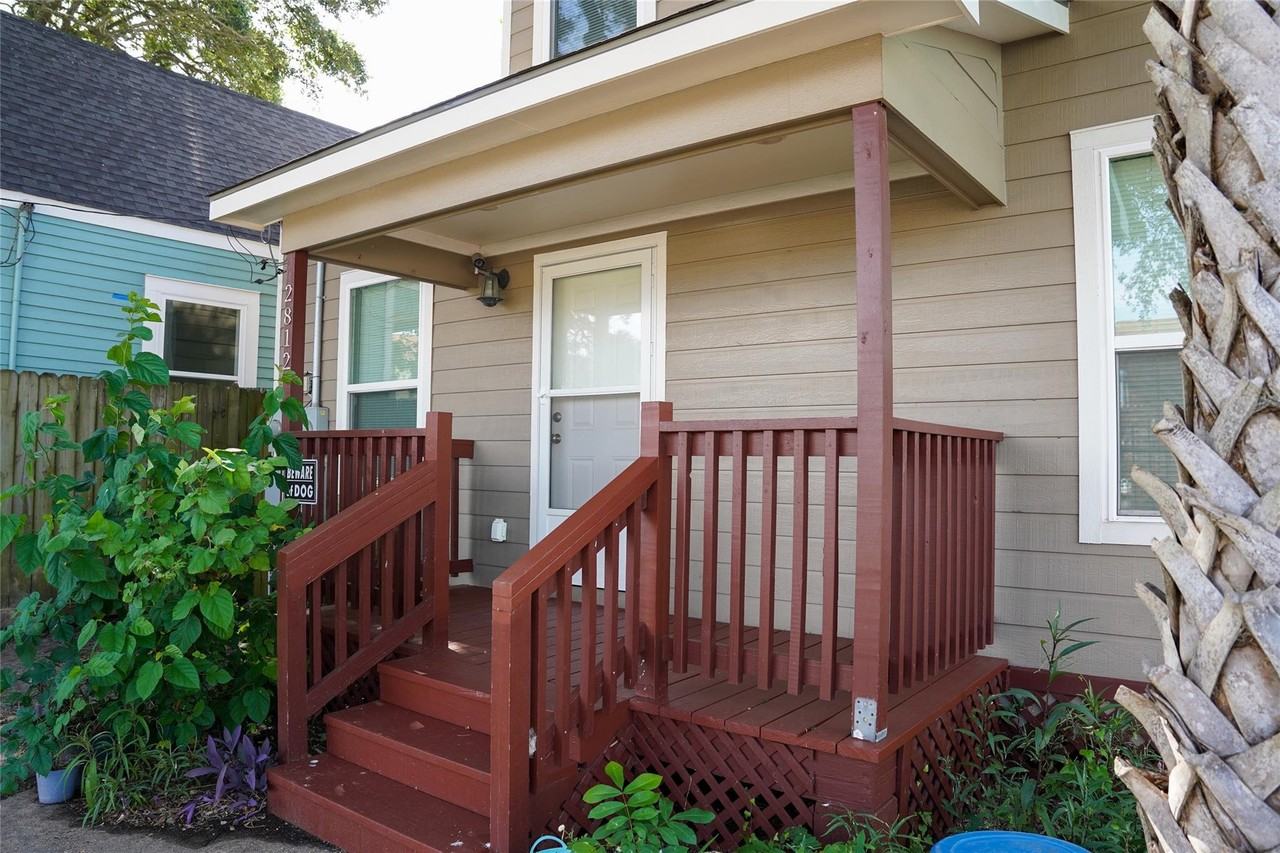 2812 Avenue M ##1 - Photo 3 of 13