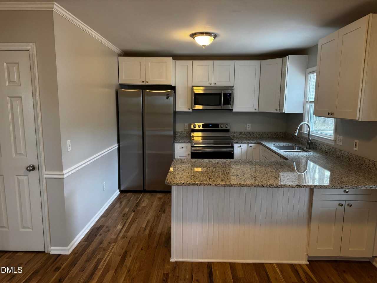 203 Brook Rock Ln - Photo 4 of 41