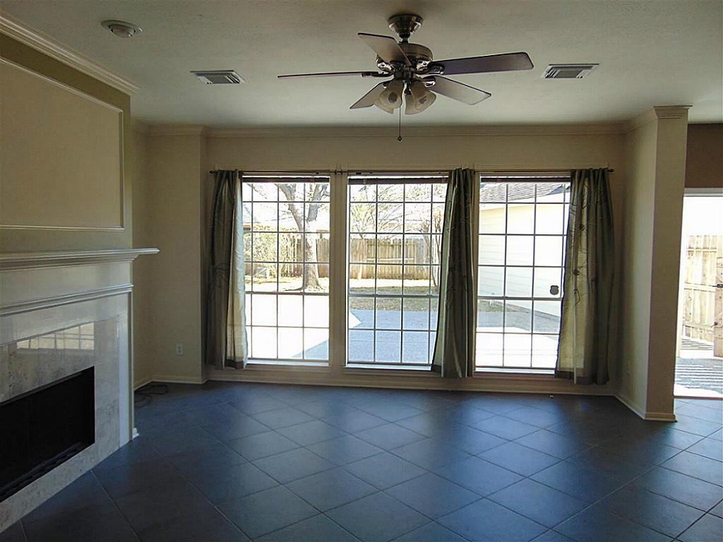 7022 Emerald Glen Dr - Photo 3 of 20