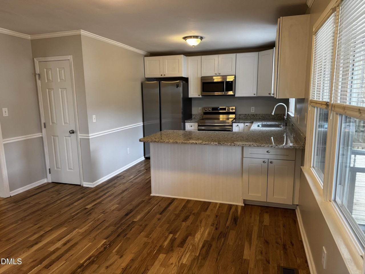 203 Brook Rock Ln - Photo 6 of 40