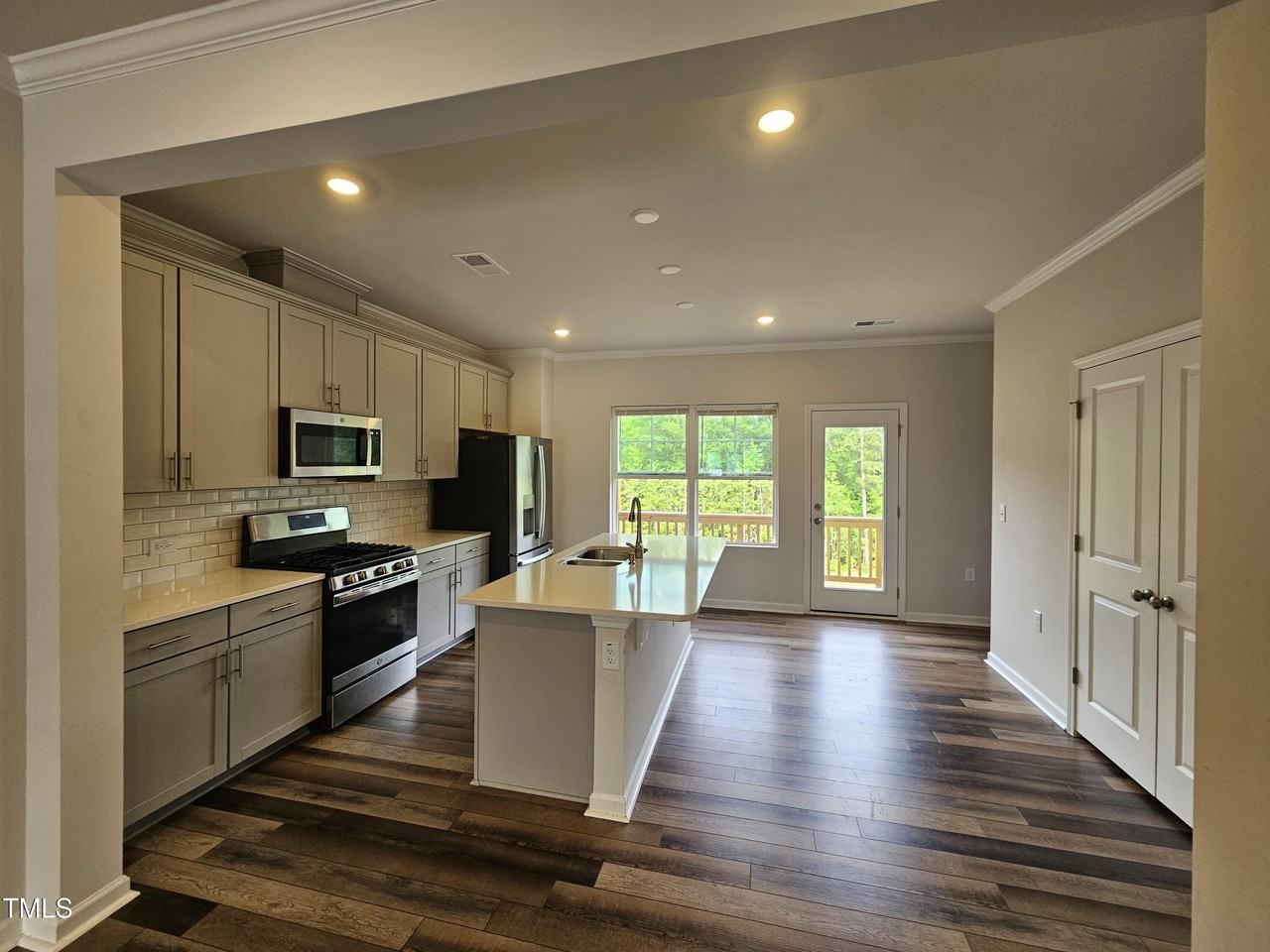 601 Tova Falls Dr - Photo 3 of 24