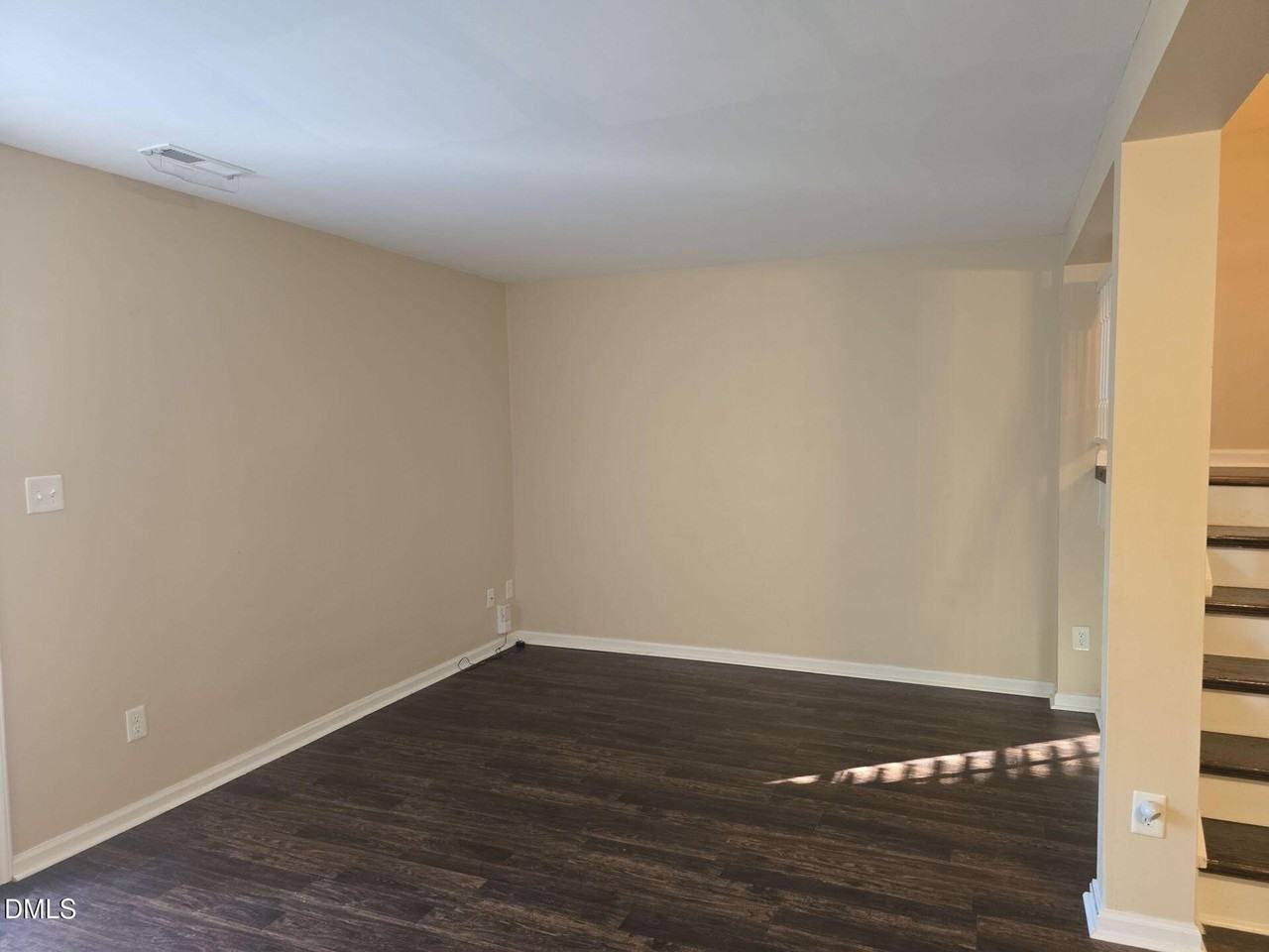 7825 Stephanie Ln - Photo 6 of 21