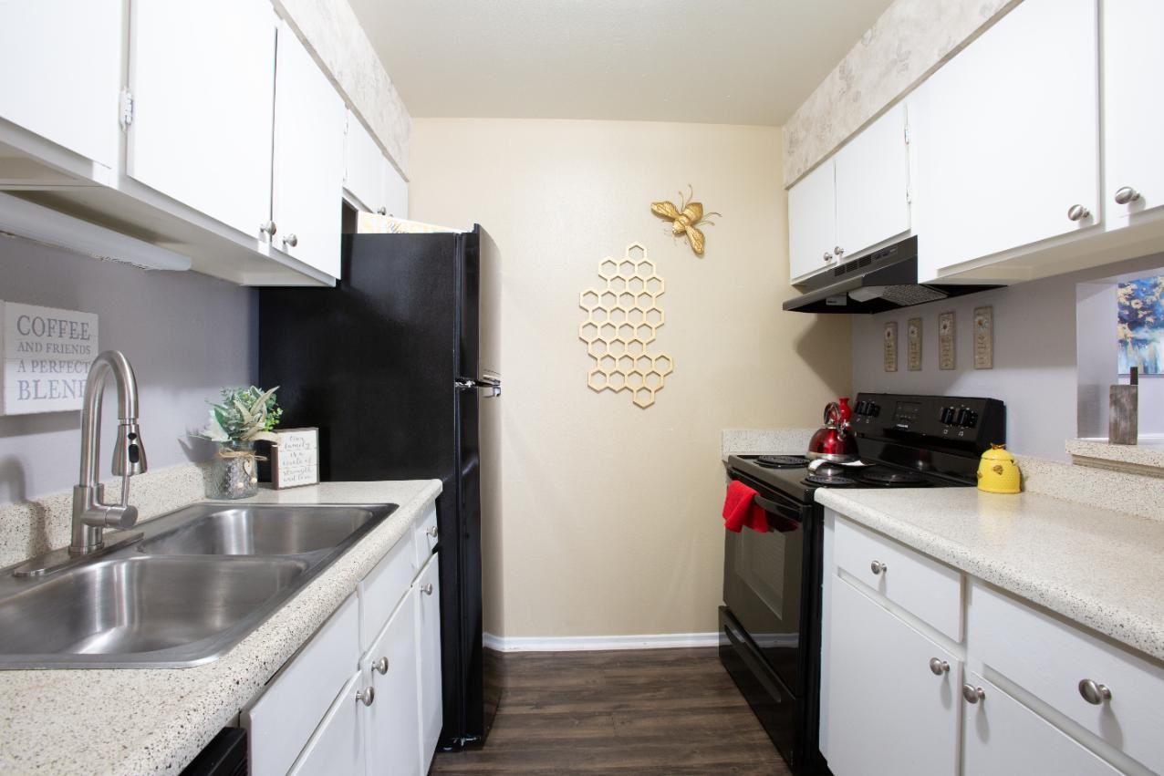 Wellington Estates - Photo 7 of 37