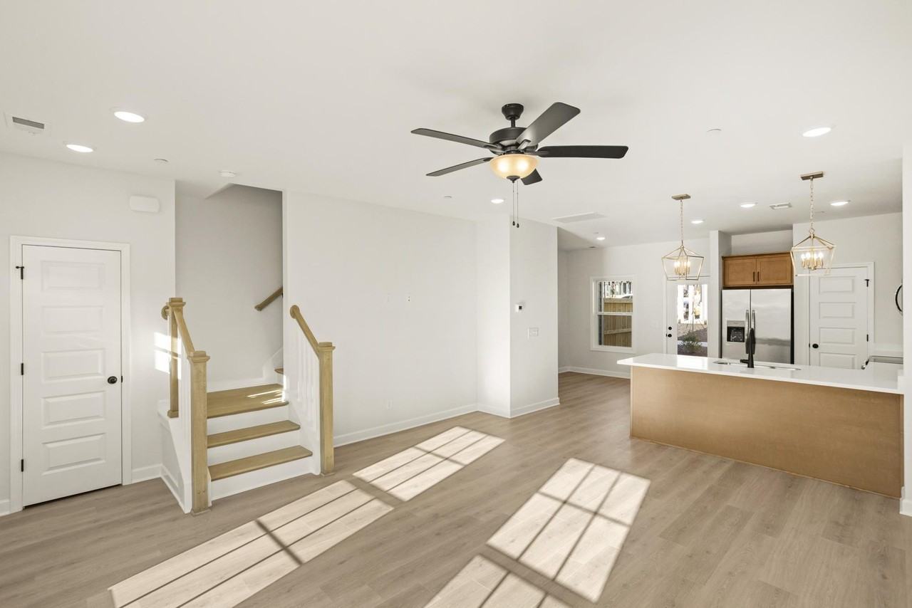 505 Tappan Pvt Ln - Photo 4 of 32