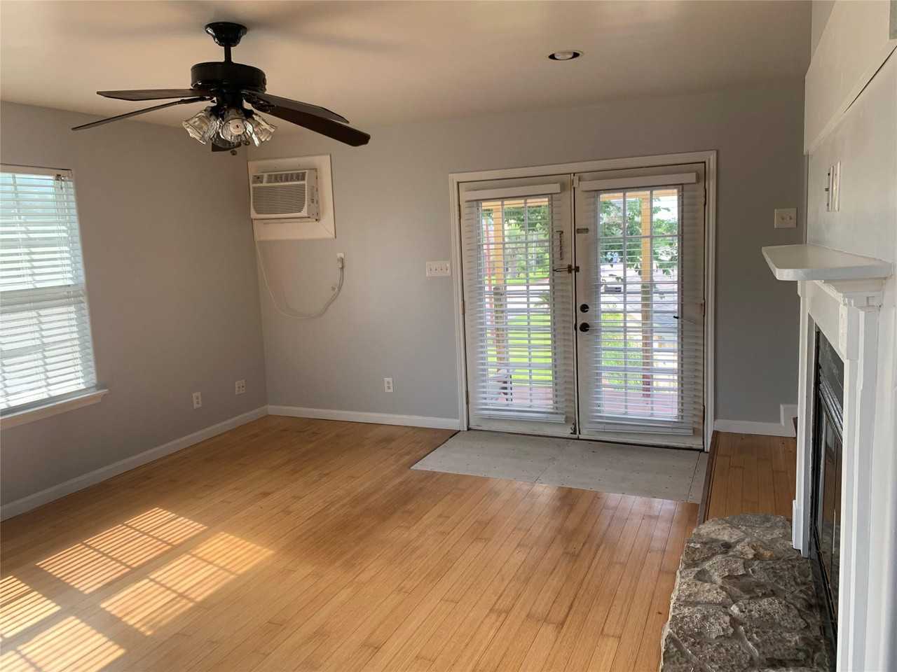 213 1st St ##B - Photo 3 of 16