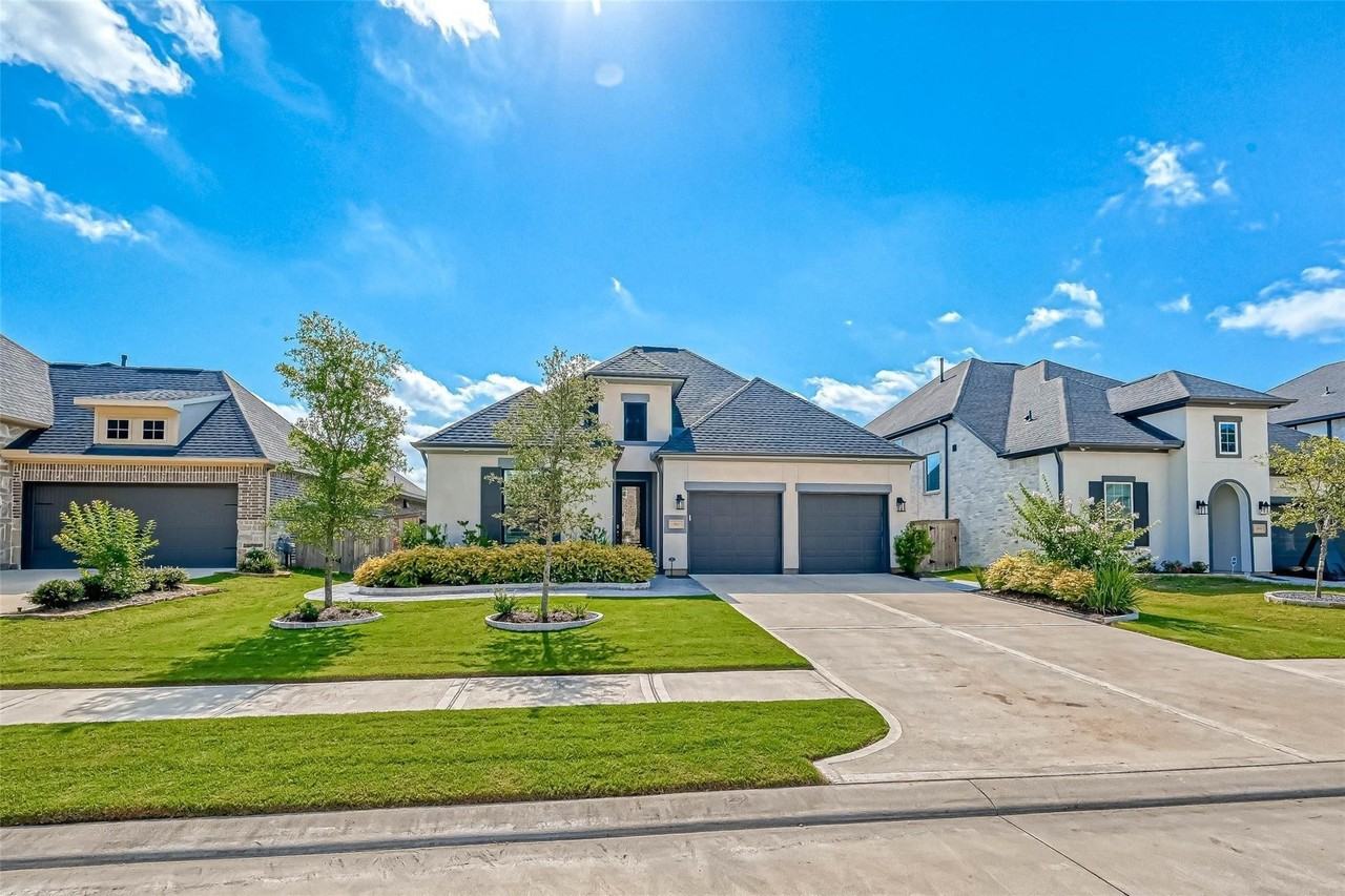 24918 Flint Lake Dr - Photo 2 of 46