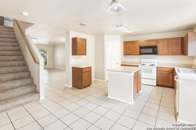 2619 Gato Del Sol - Photo 2 of 33