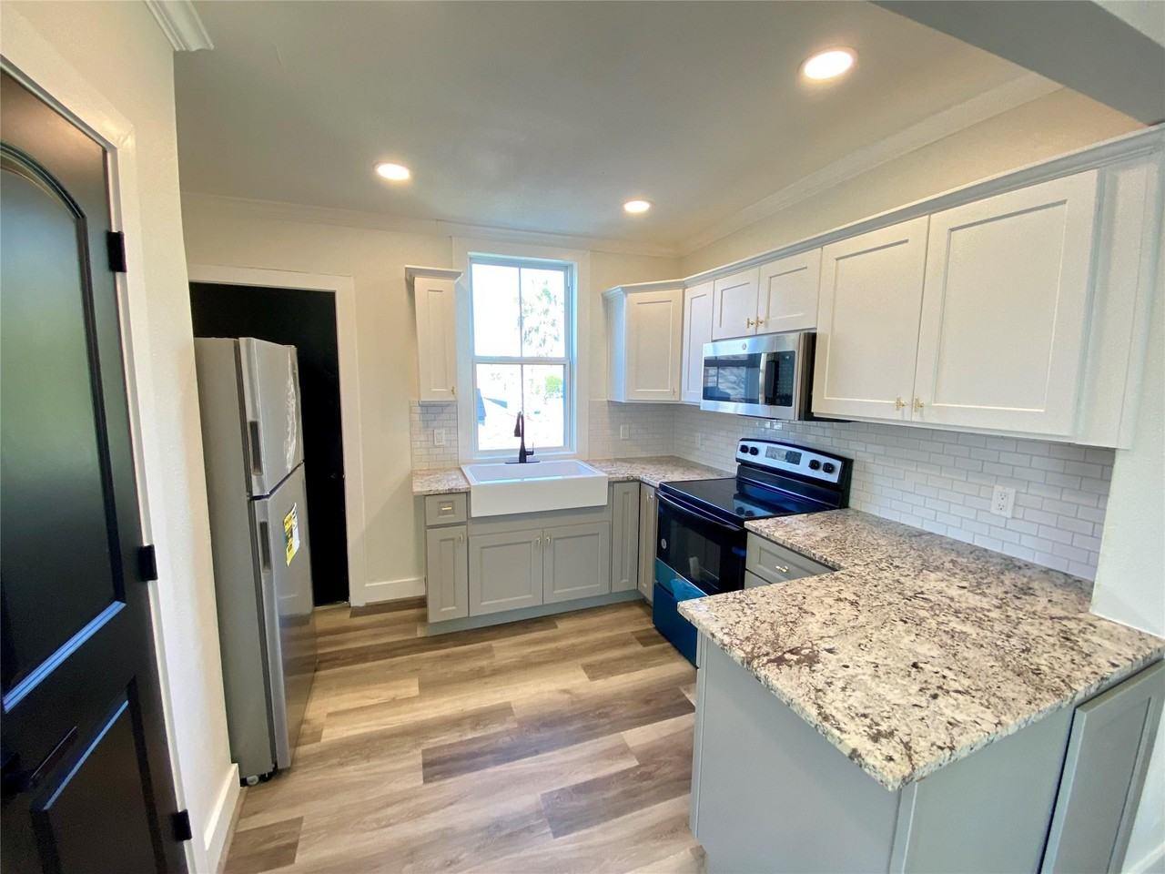 2001 29th St ##Up - Photo 6 of 17