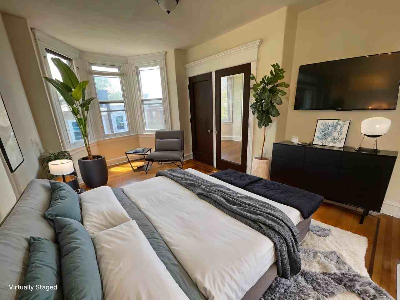 3307 N 18th St #1 - Photo 3 of 13