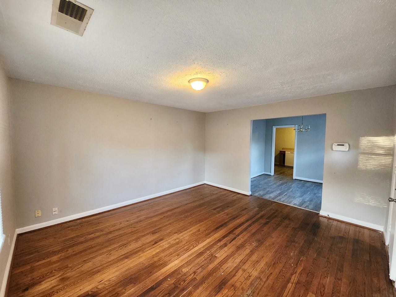 120 Roebuck Dr #1 - Photo 2 of 10