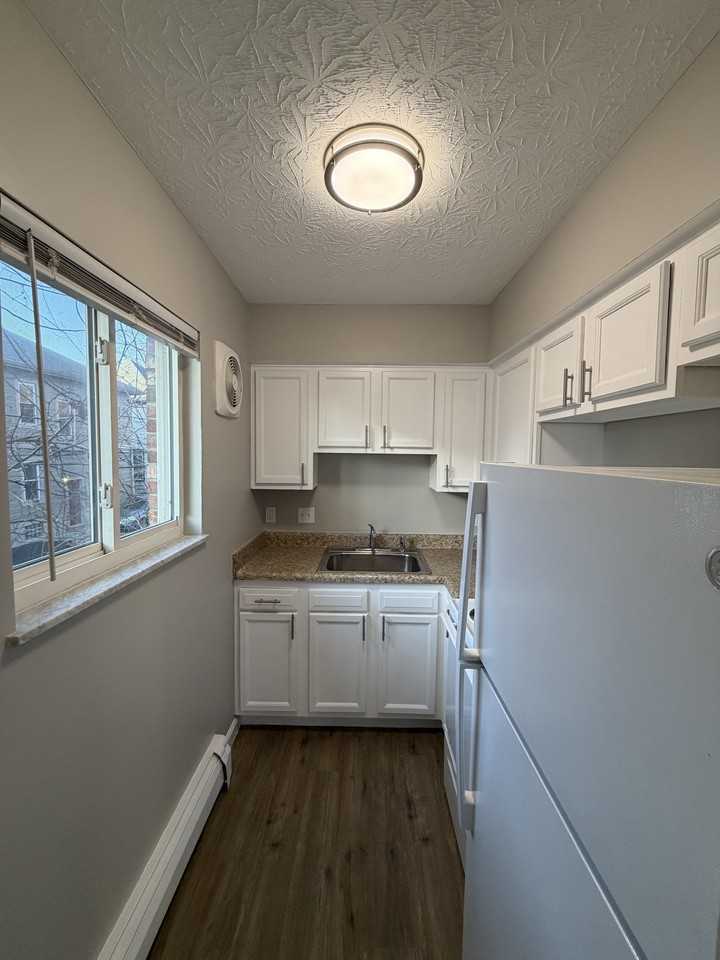 4102 South Avenue - 4 #4 - Photo 4 of 8