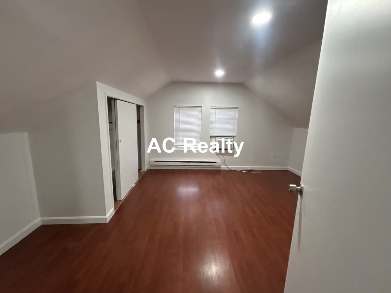 Greenwood St #3 - Photo 4 of 6