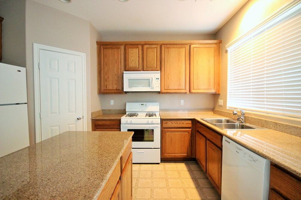 6632 Jade Jaguar St - Photo 3 of 20