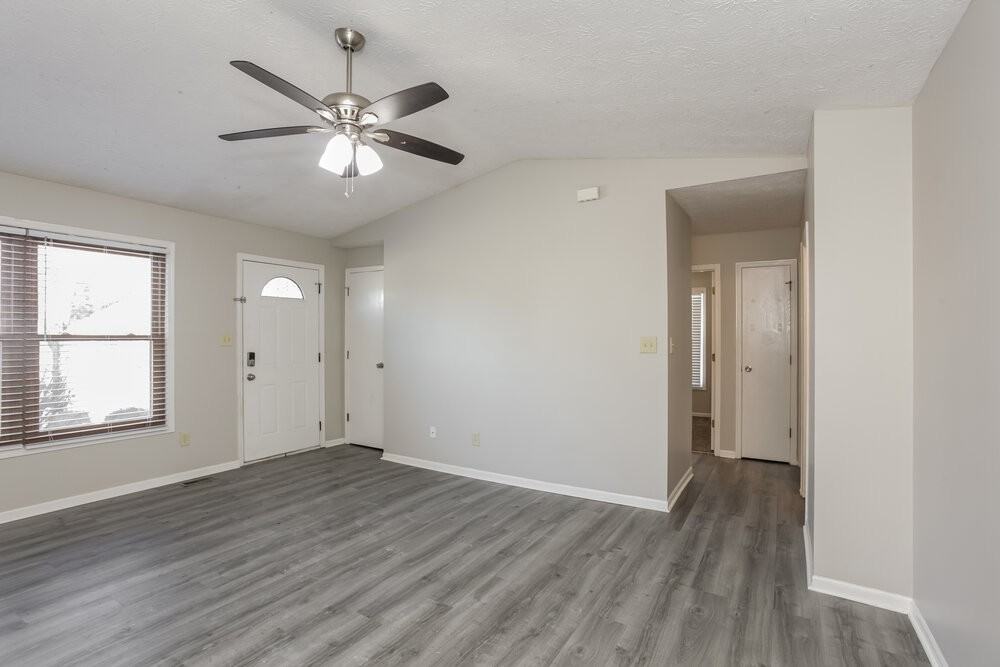 4511 Tucson Dr - Photo 5 of 16