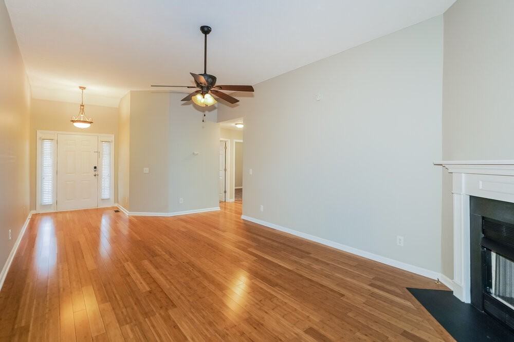 606 Parrish Woods - Photo 5 of 18