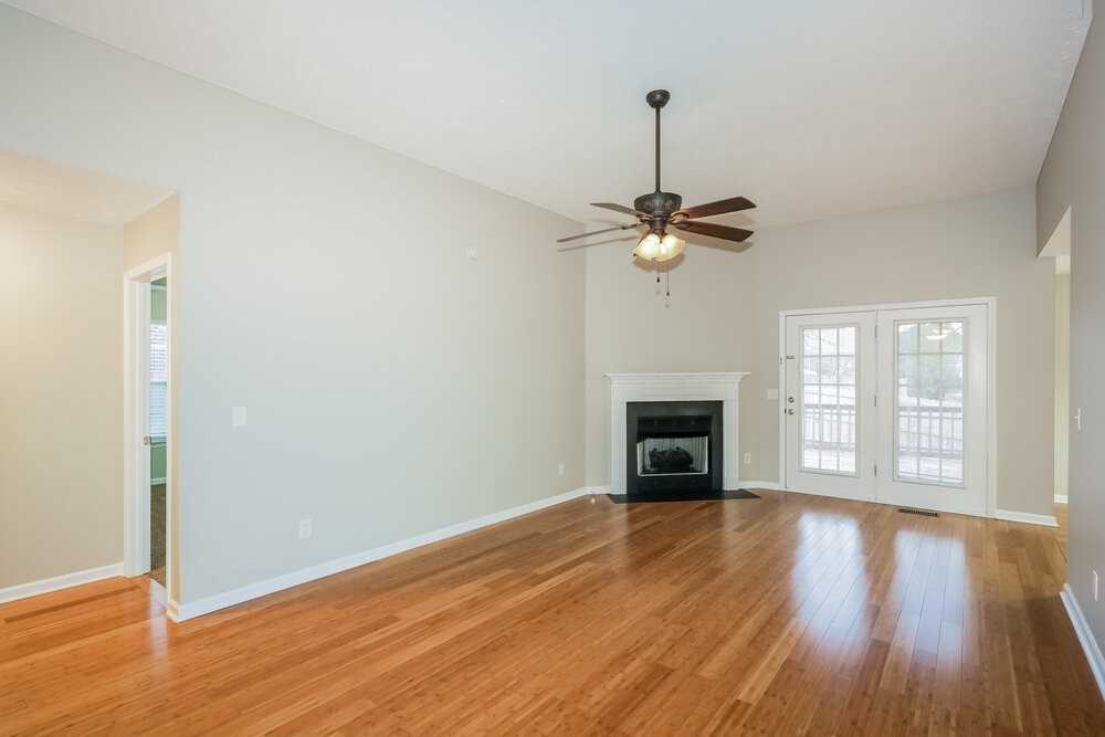 606 Parrish Woods - Photo 6 of 18