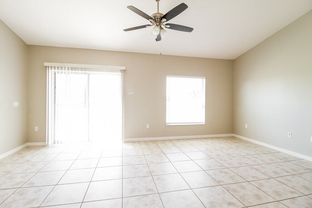 4108 Shelter Bay Dr - Photo 3 of 16