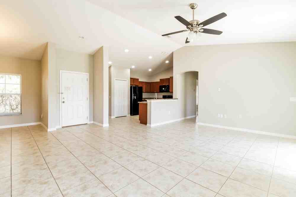 4108 Shelter Bay Dr - Photo 6 of 16