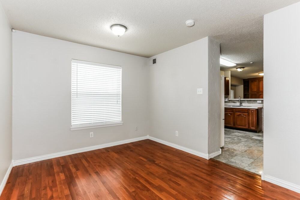 1808 Rose Cir - Photo 6 of 17