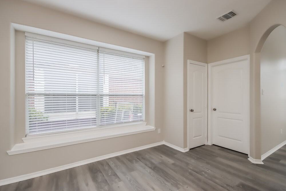 2826 Fern Hill Dr - Photo 7 of 17