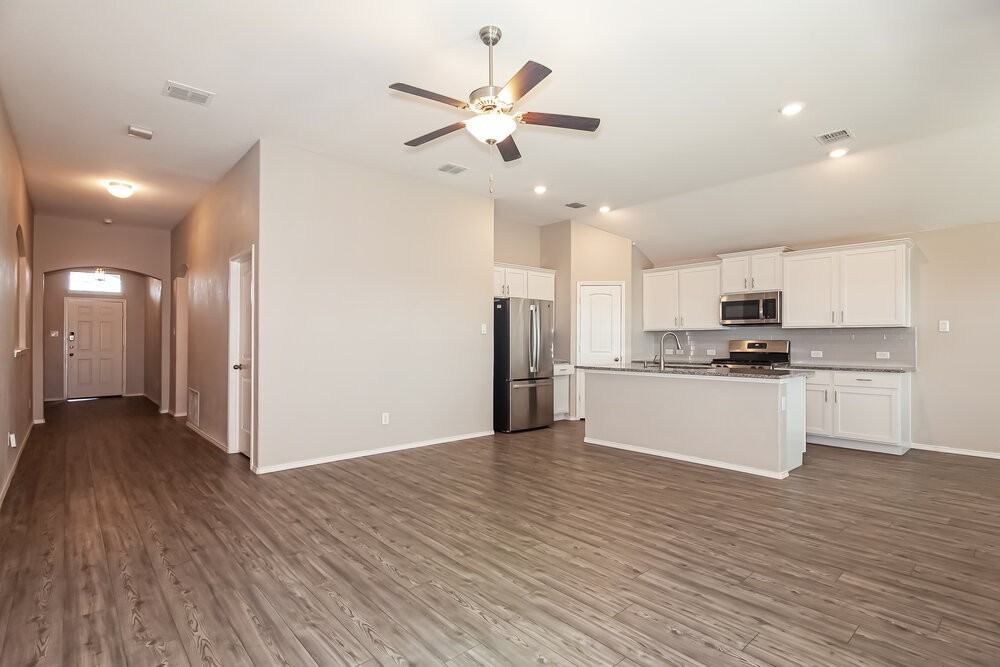 14432 Leadrope Cir - Photo 4 of 16