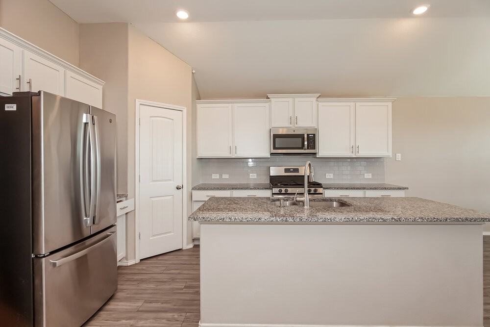 14432 Leadrope Cir - Photo 7 of 16