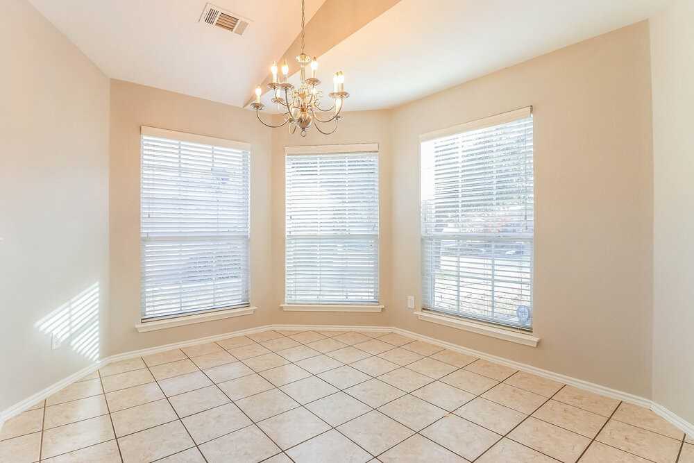 1148 Browntop St - Photo 5 of 15