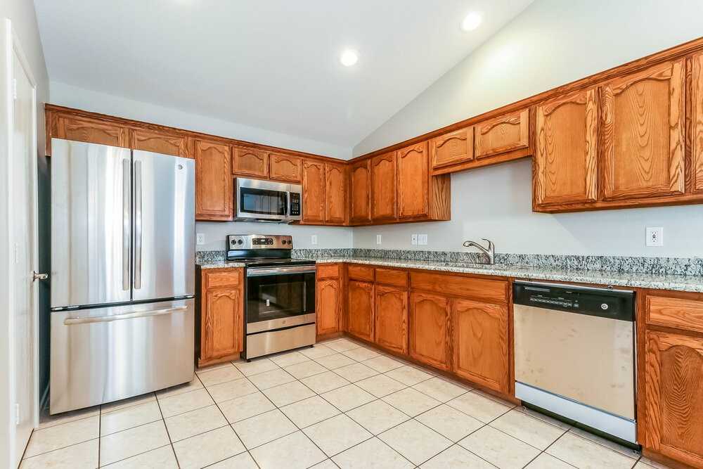 1148 Browntop St - Photo 6 of 15