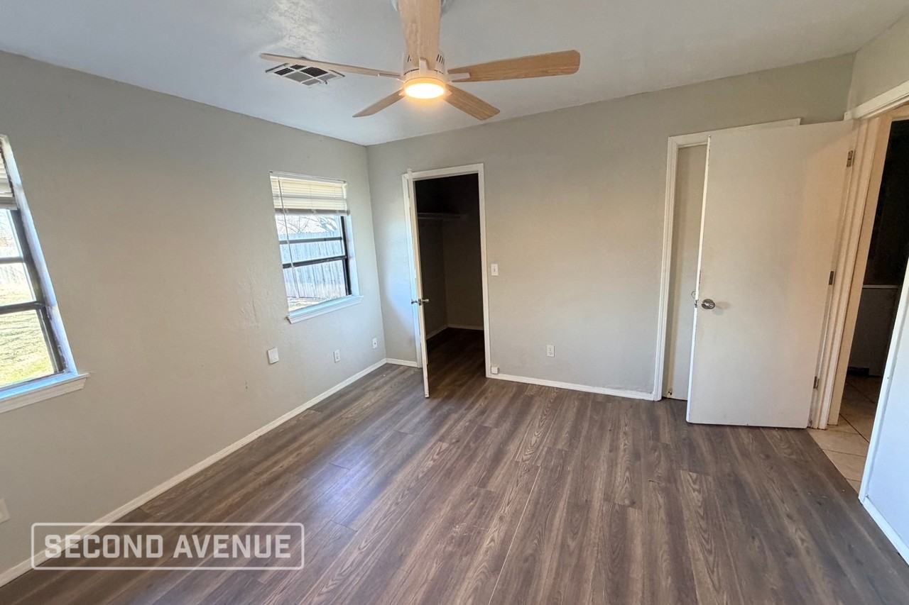 329 Nw 119th St - Photo 6 of 13