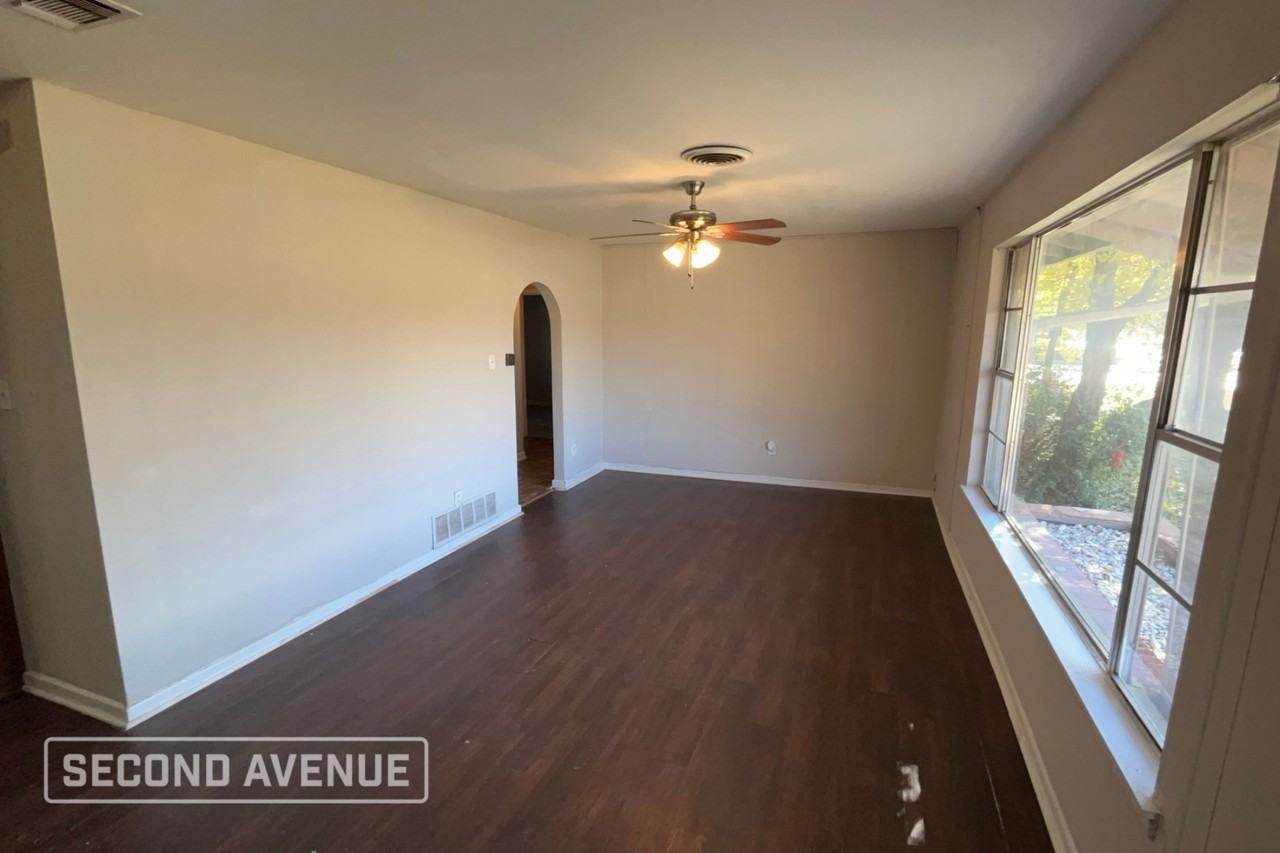 2713 S Carrier Pkwy - Photo 6 of 15