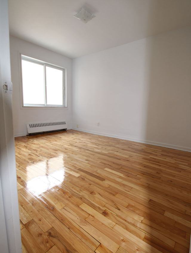 645 Gordon - Photo 5 of 18