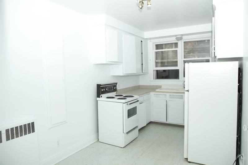 4520-4590 Grand Boul. - Photo 4 of 8