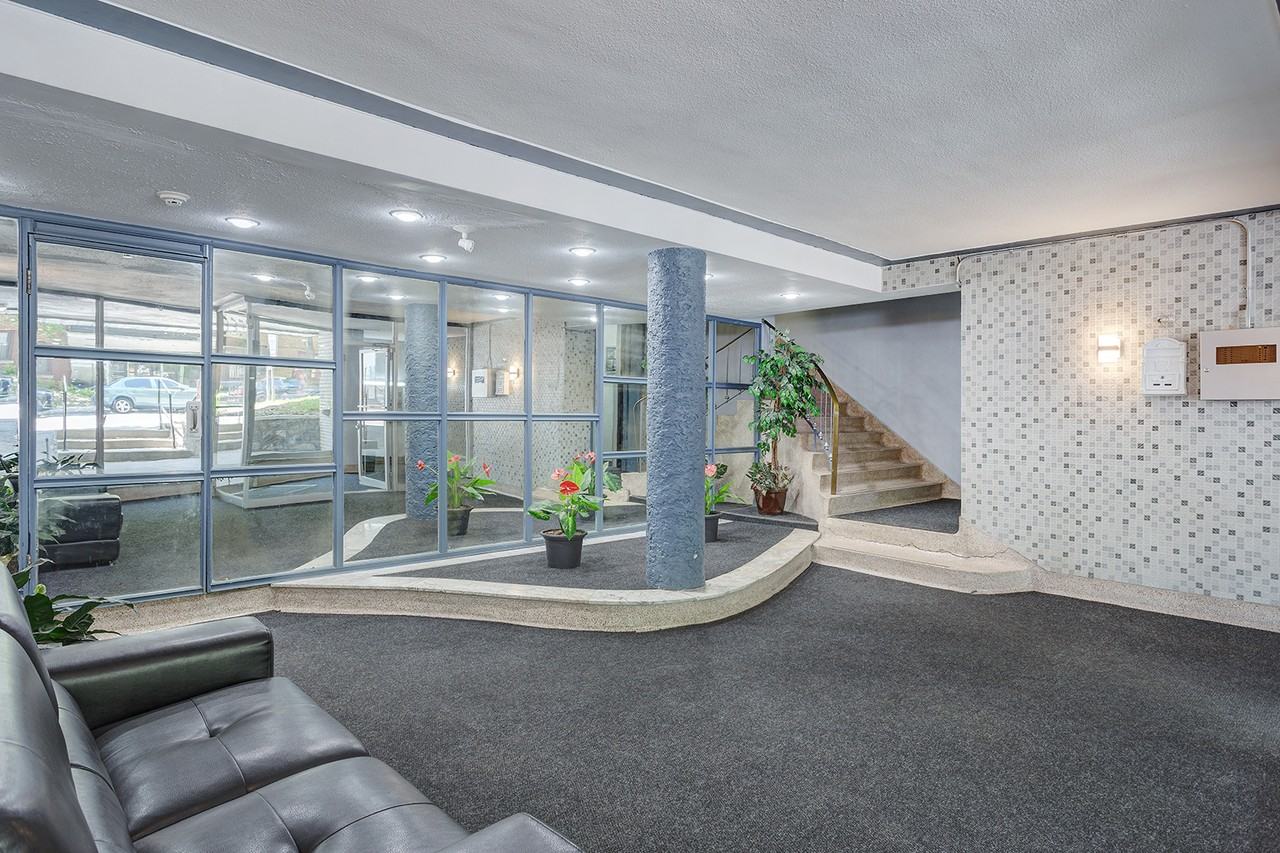 3333 Édouard-Montpetit - Photo 2 of 8