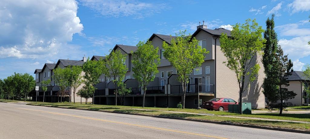 9149 Lakeland Drive - Photo 3 of 17