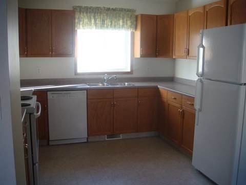 7310 Kateri Drive - Photo 5 of 17