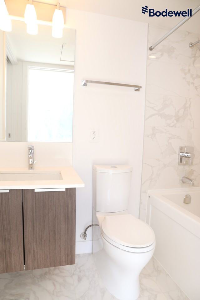 1283 Howe St - Photo 6 of 16