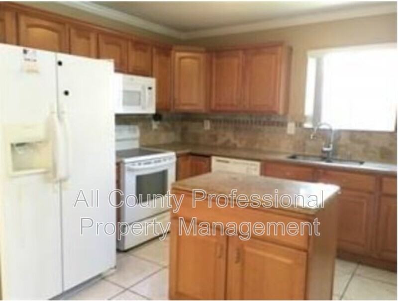 3701 Nw 79th Way - Photo 2 of 5