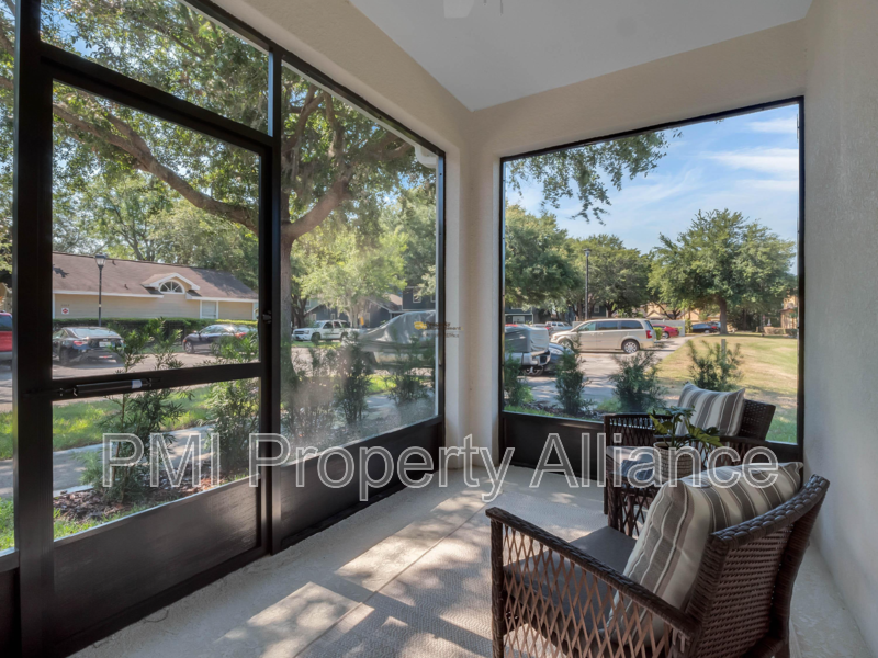 2908 Oak Park Way #B - Photo 5 of 17