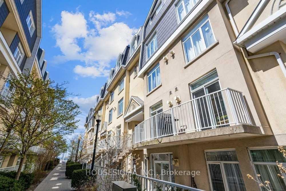 32 Stadium Road #332