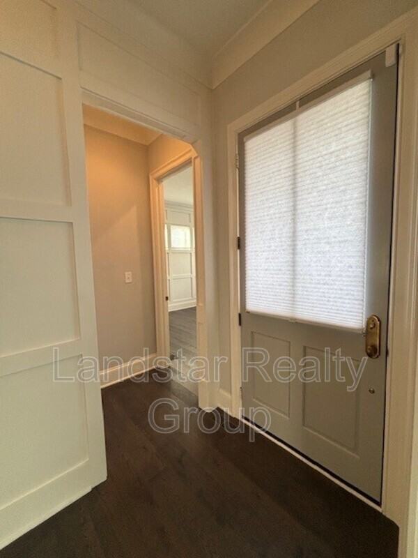 6411 Moonseed St - Photo 5 of 44